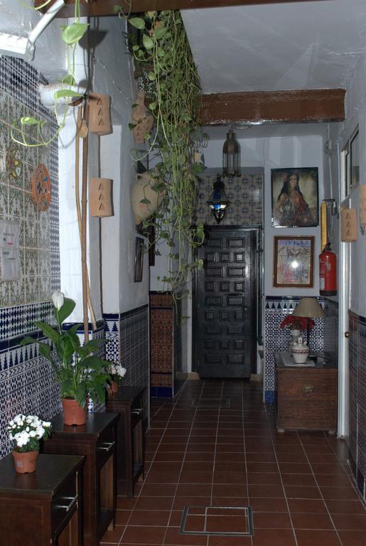 Pension Santa Maria La Blanca Sevilla Eksteriør billede