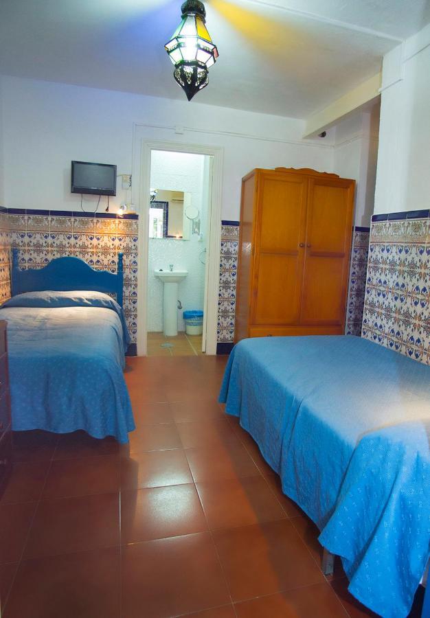 Pension Santa Maria La Blanca Sevilla Eksteriør billede