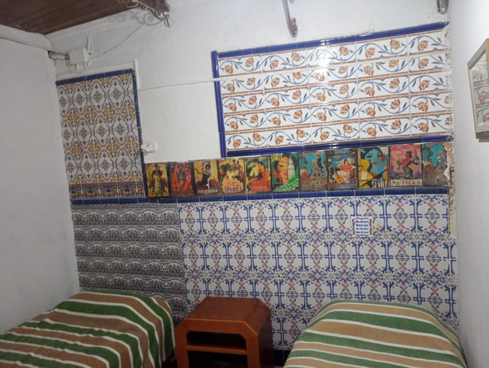 Pension Santa Maria La Blanca Sevilla Eksteriør billede