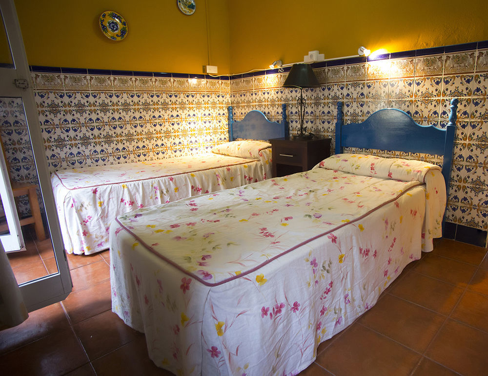 Pension Santa Maria La Blanca Sevilla Eksteriør billede