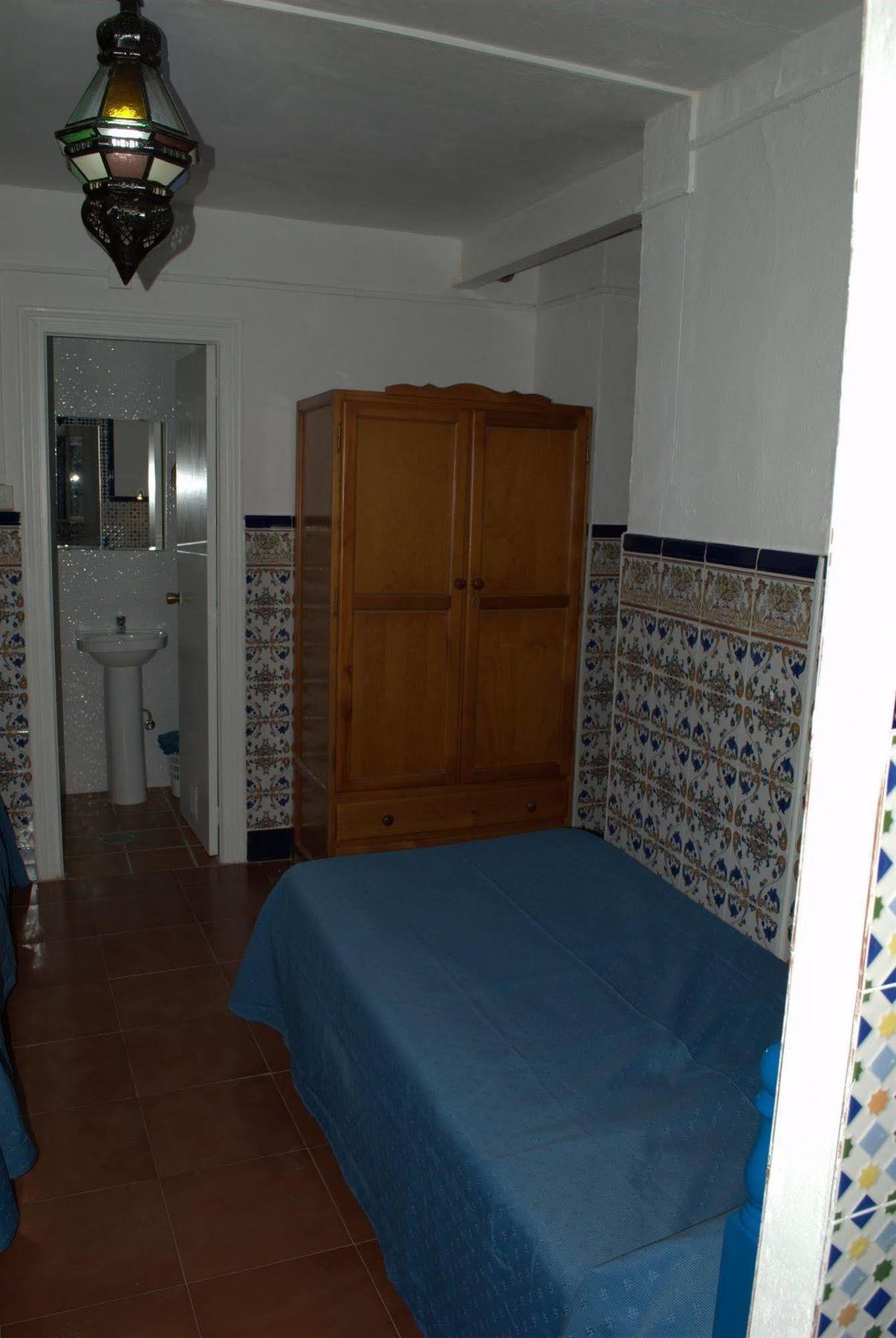 Pension Santa Maria La Blanca Sevilla Eksteriør billede